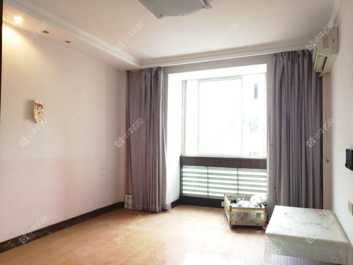 镇江凤翔花园在售二手房源室内图_小牛看房