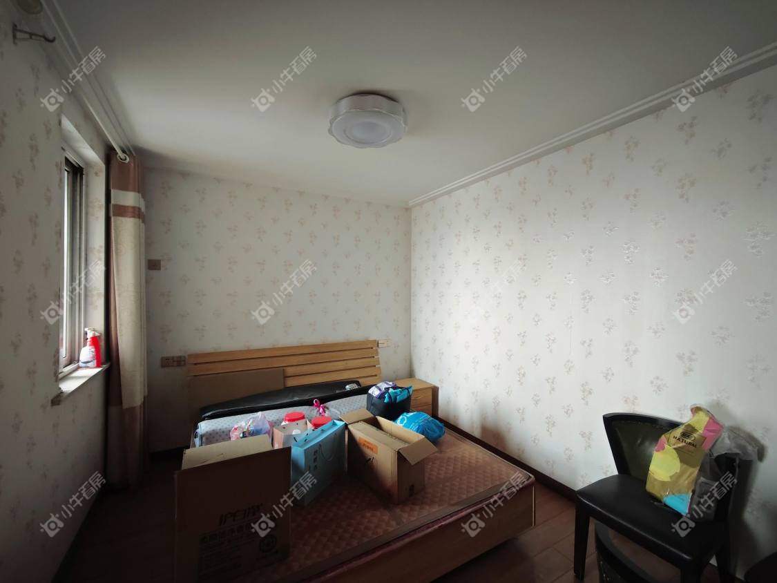 镇江南门花园在售二手房源室内图_小牛看房