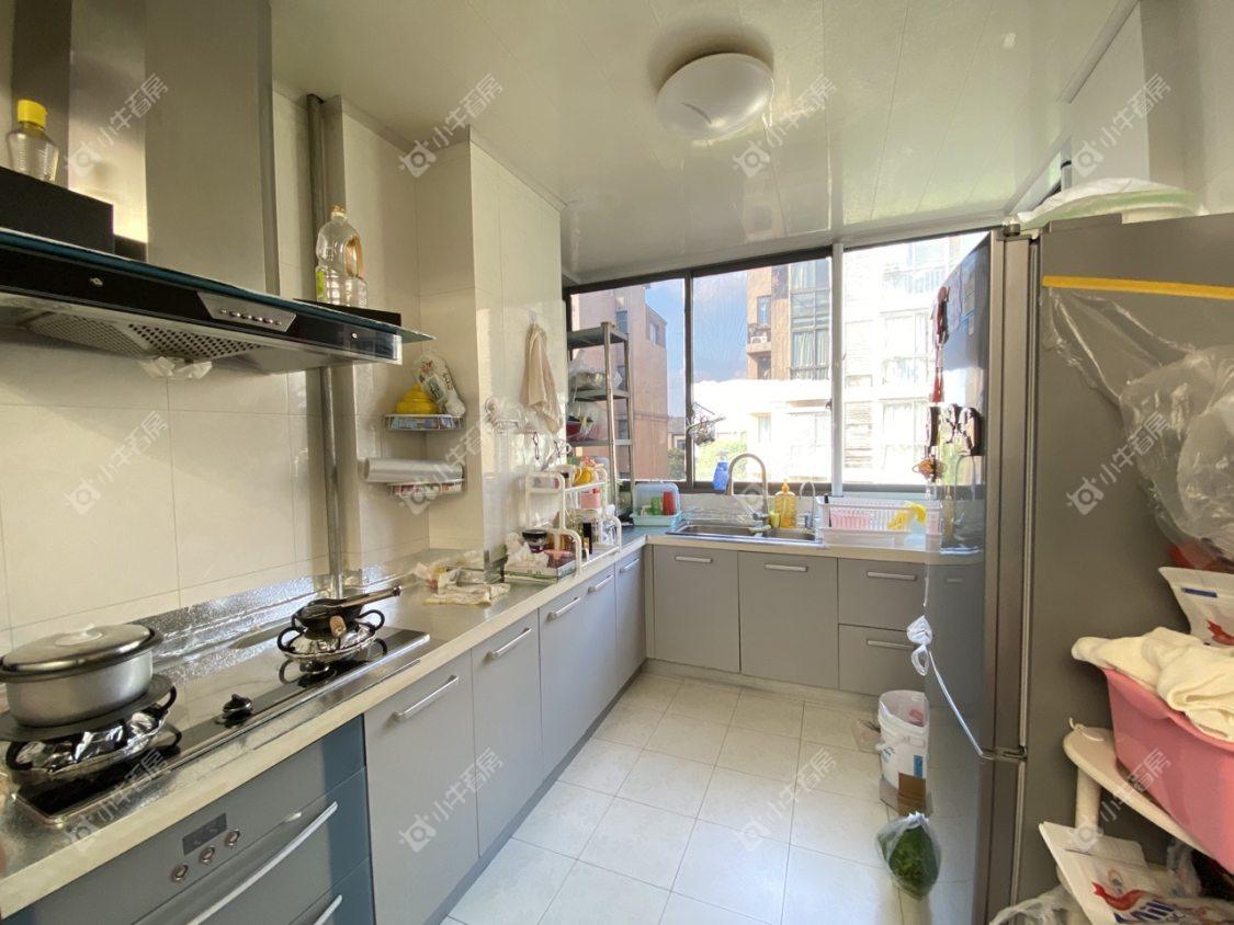 镇江水岸春天在售二手房源室内图_小牛看房