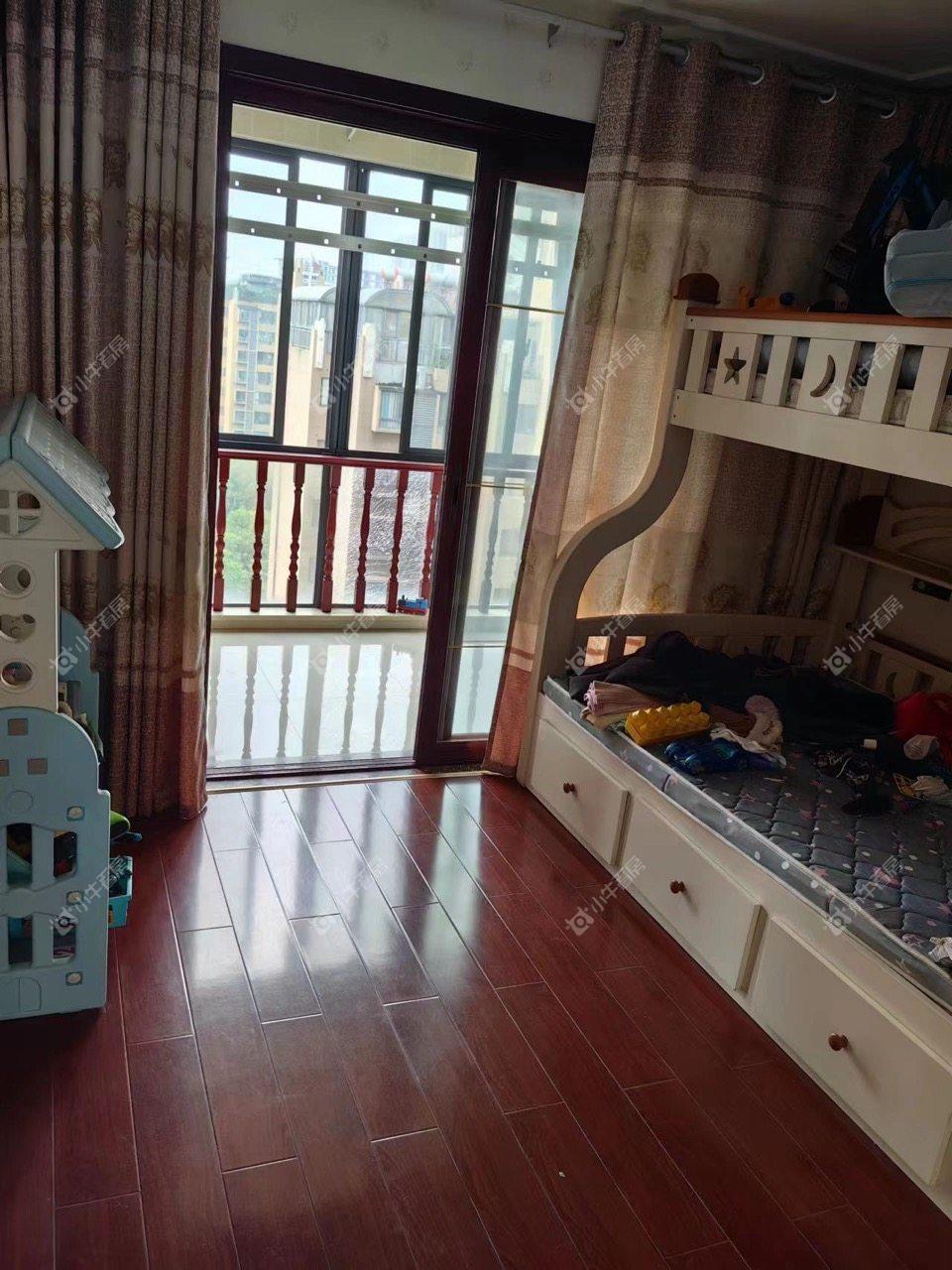 镇江华都锦城在售二手房源室内图_小牛看房