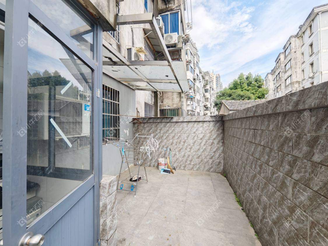 镇江开发区凤凰路在售二手房源室内图_小牛看房