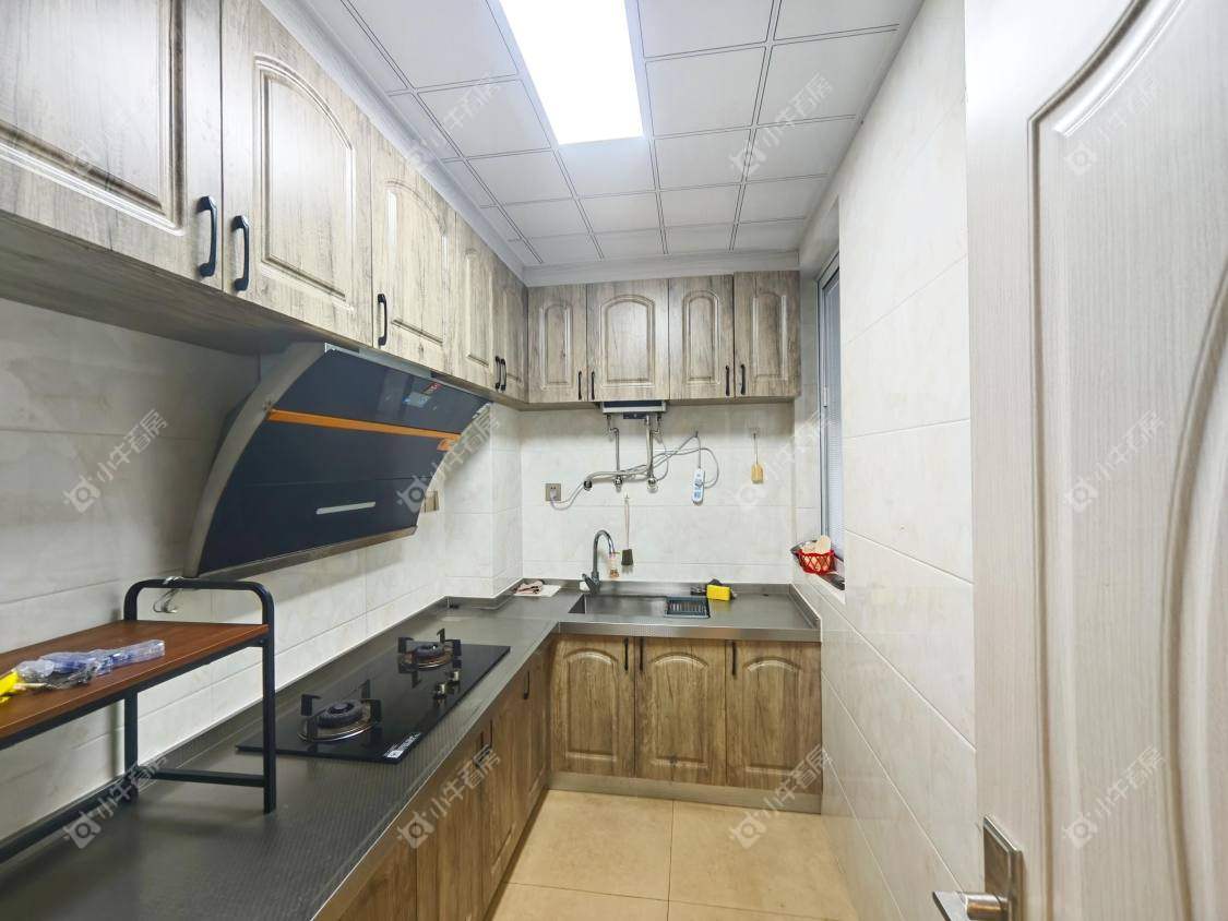 镇江粤港臻园在售二手房源室内图_小牛看房