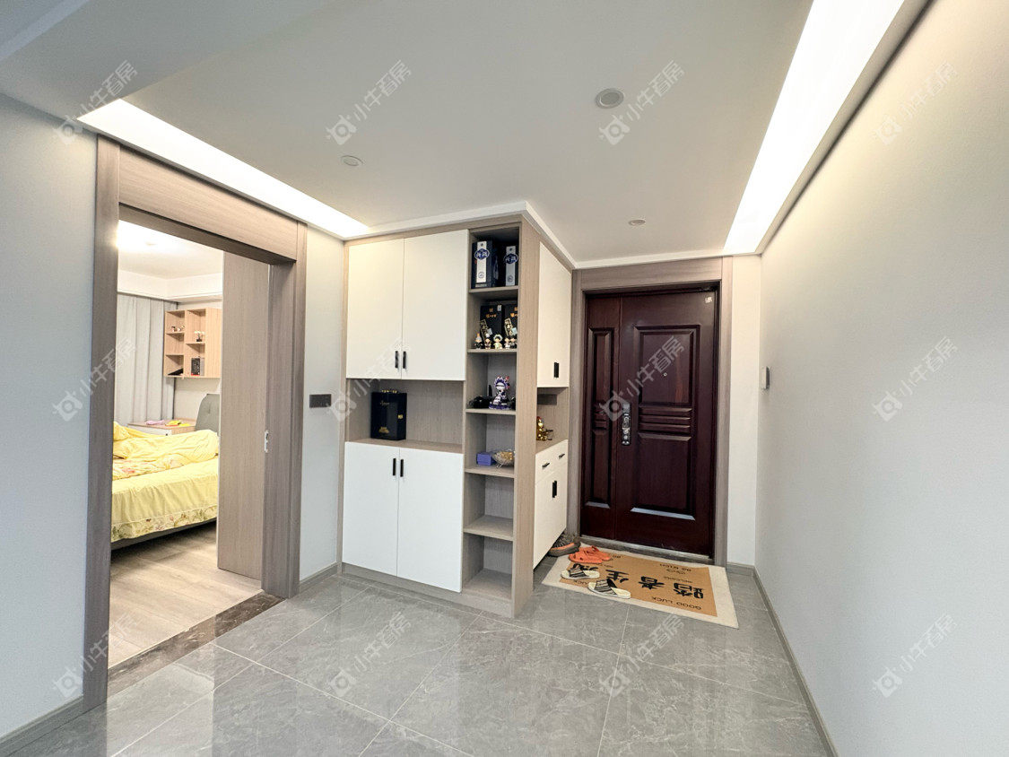 镇江珑蟠里在售二手房源室内图_小牛看房