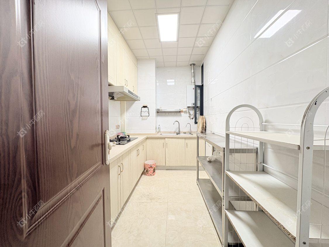 镇江天波城在售二手房源室内图_小牛看房