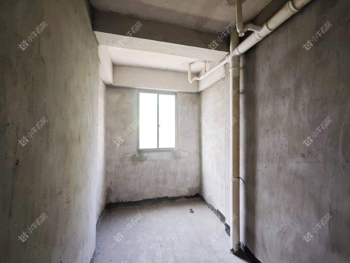 镇江金凤凰在售二手房源室内图_小牛看房