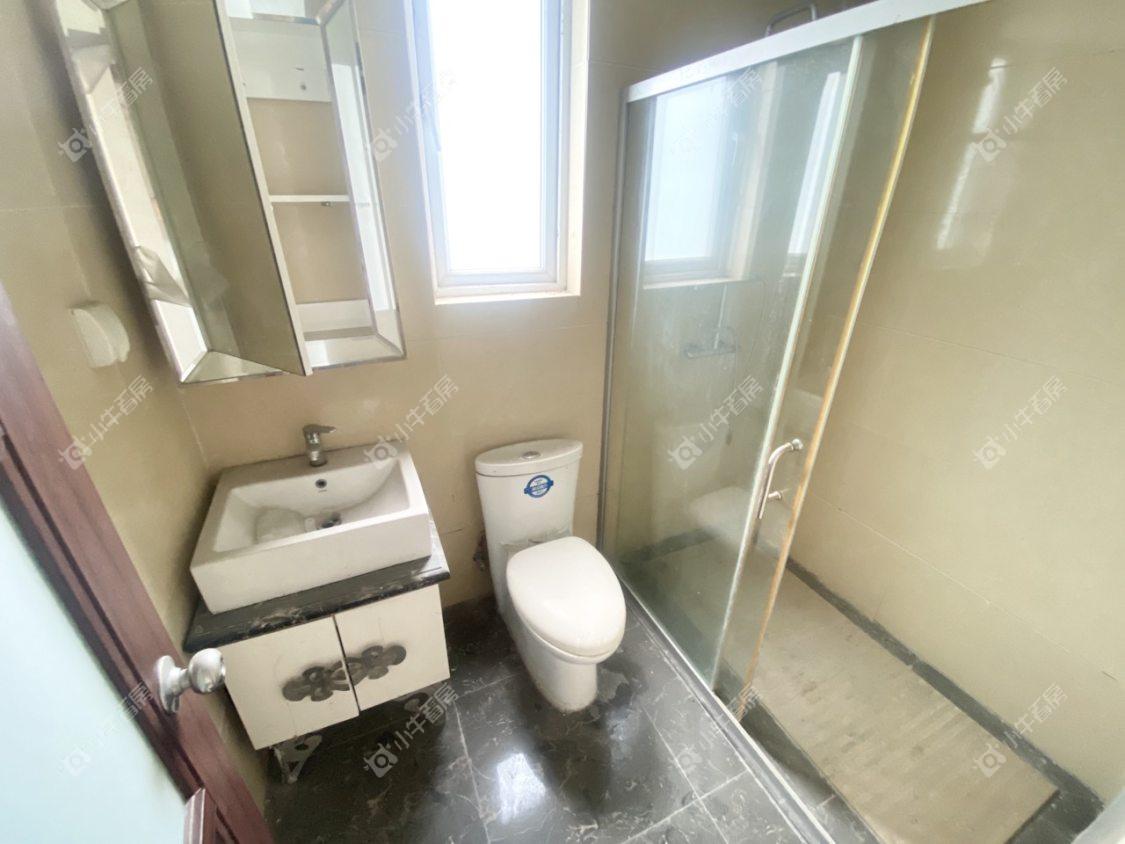 镇江碧桂园在售二手房源室内图_小牛看房