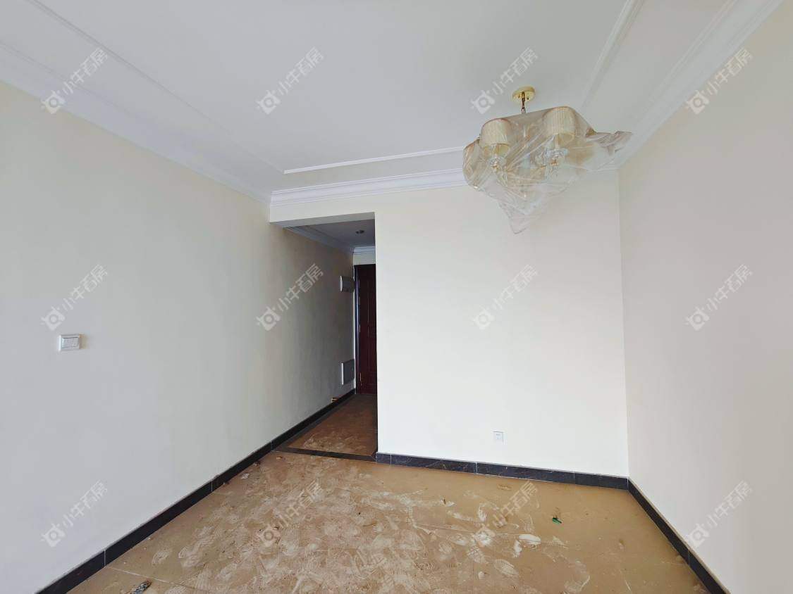 镇江恒大城在售二手房源室内图_小牛看房