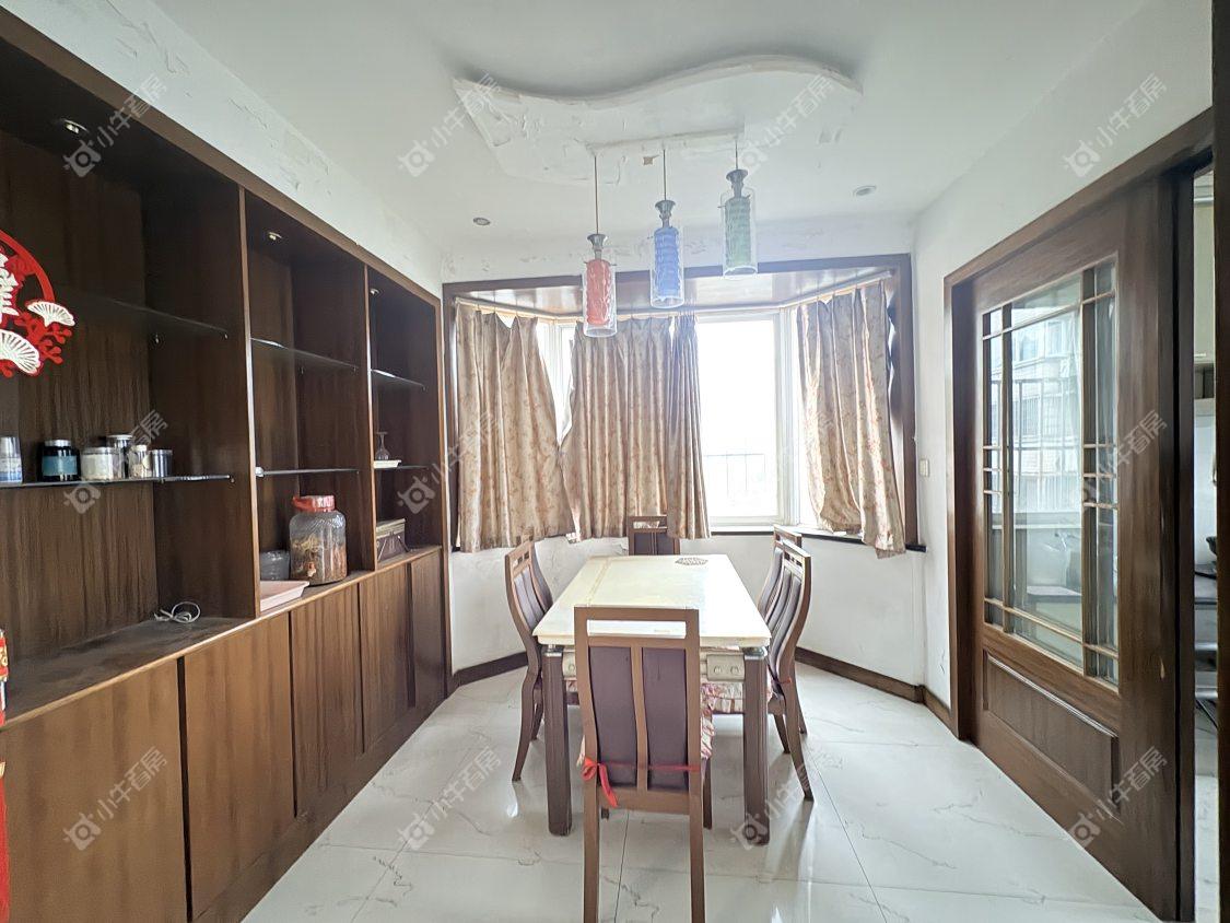 镇江凤翔花园在售二手房源室内图_小牛看房