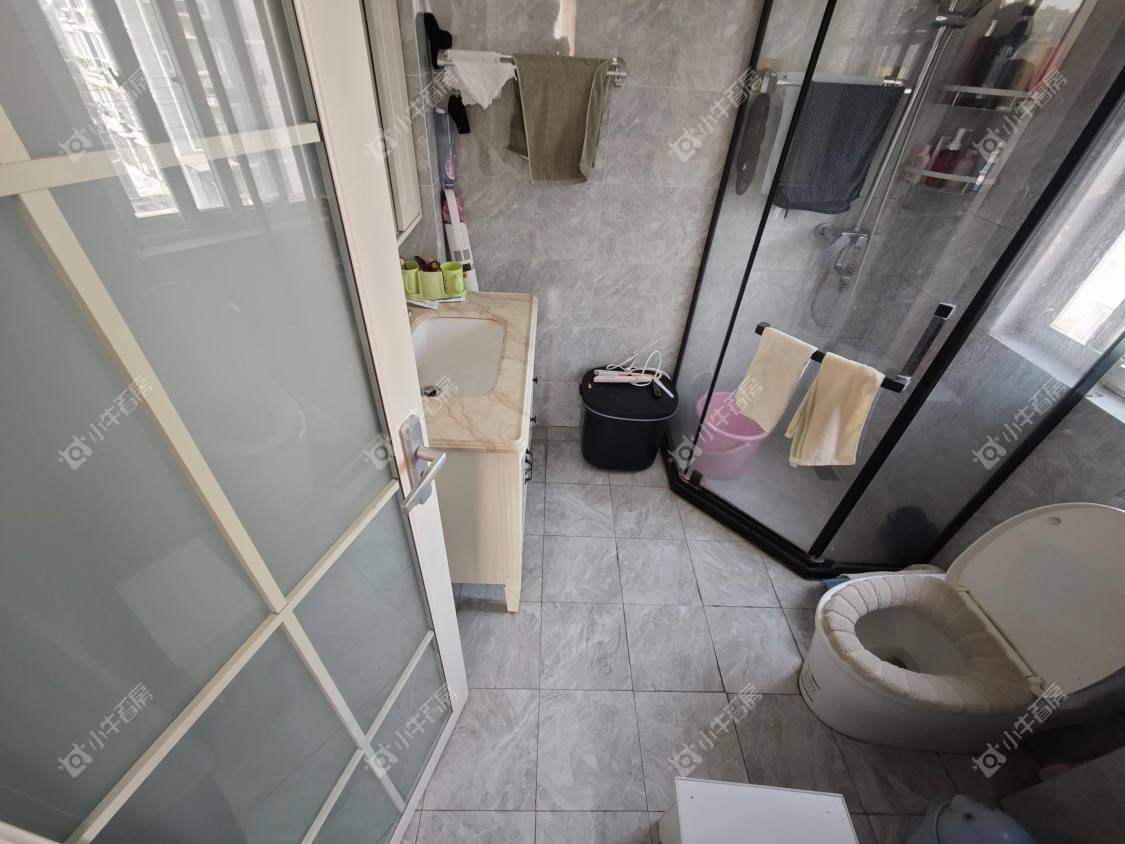 镇江乾泽园在售二手房源室内图_小牛看房