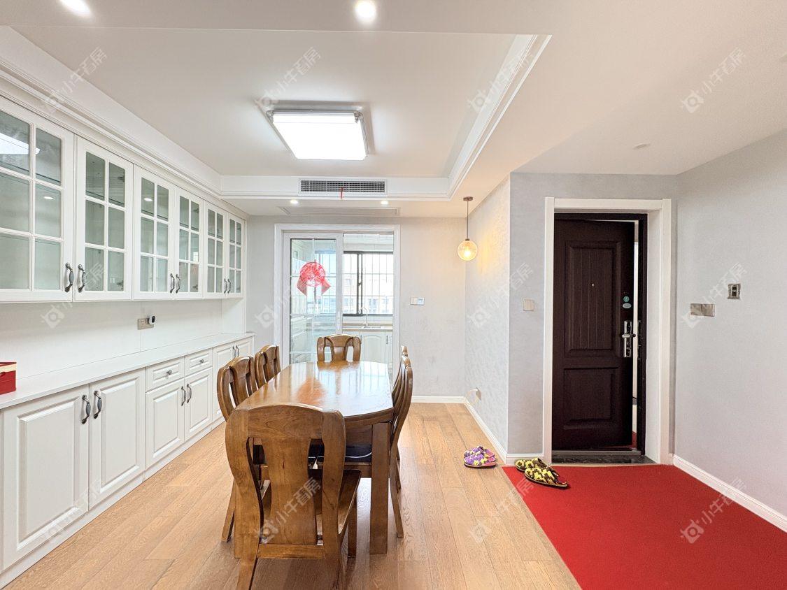 镇江荣城国际一期在售二手房源室内图_小牛看房