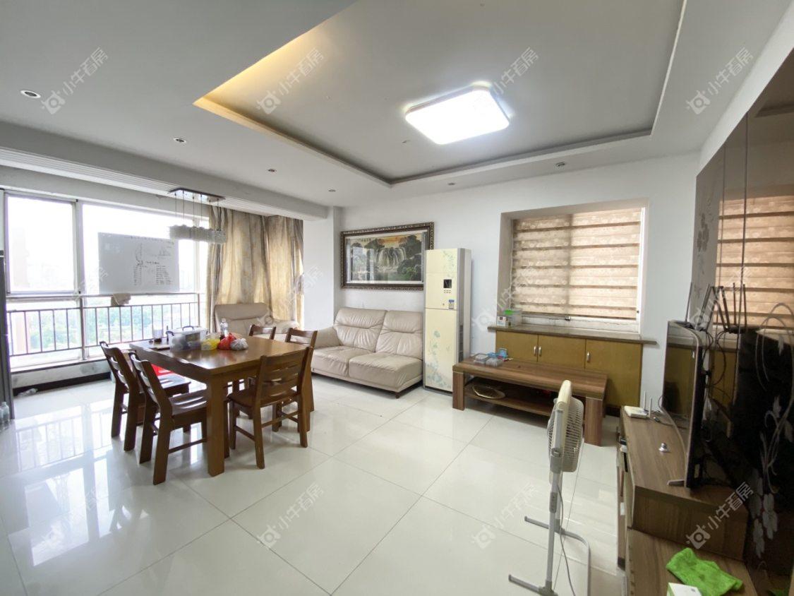 镇江凤翔花园在售二手房源室内图_小牛看房