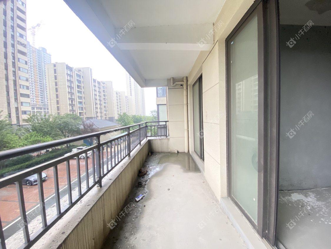 镇江凤熹台在售二手房源室内图_小牛看房