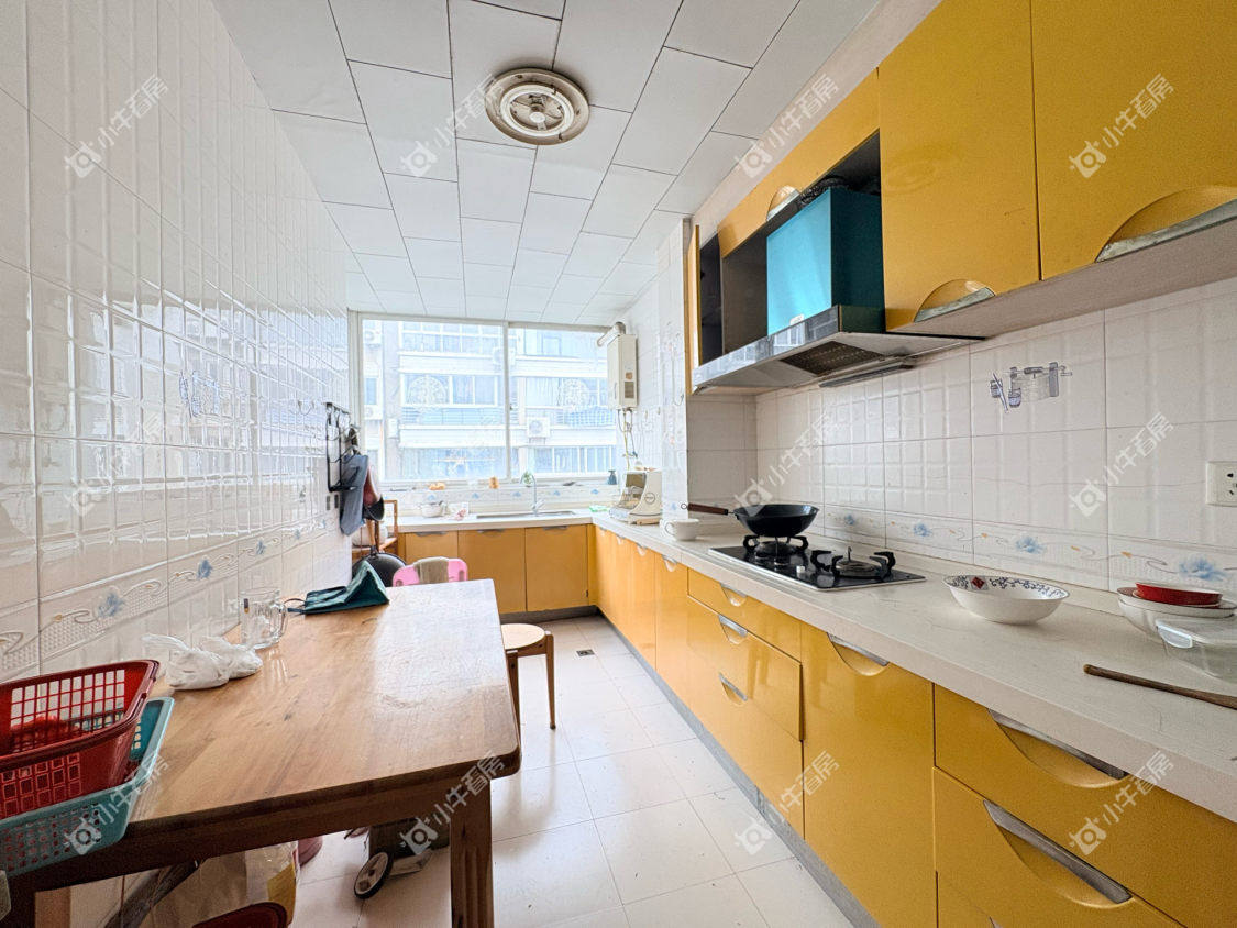 镇江凤翔花园在租房源室内图_小牛看房