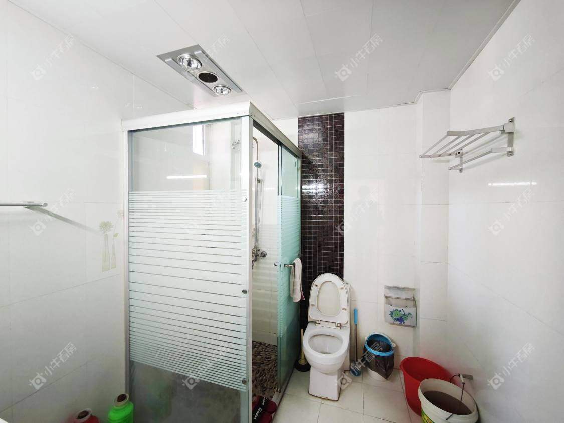 镇江芳草苑在售二手房源室内图_小牛看房