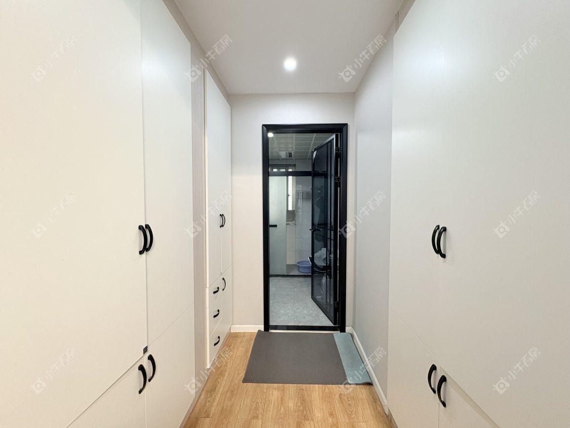 镇江中南君悦府中南一期在售二手房源室内图_小牛看房