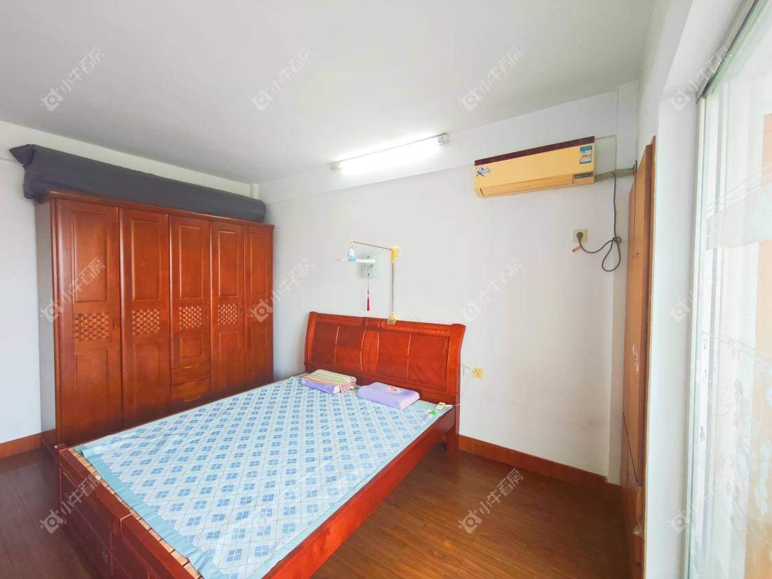 镇江六中综合楼在售二手房源室内图_小牛看房