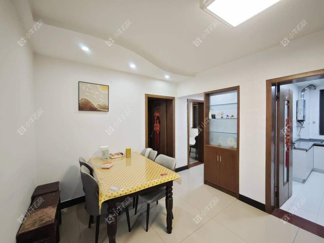 镇江龙凤新村在售二手房源室内图_小牛看房