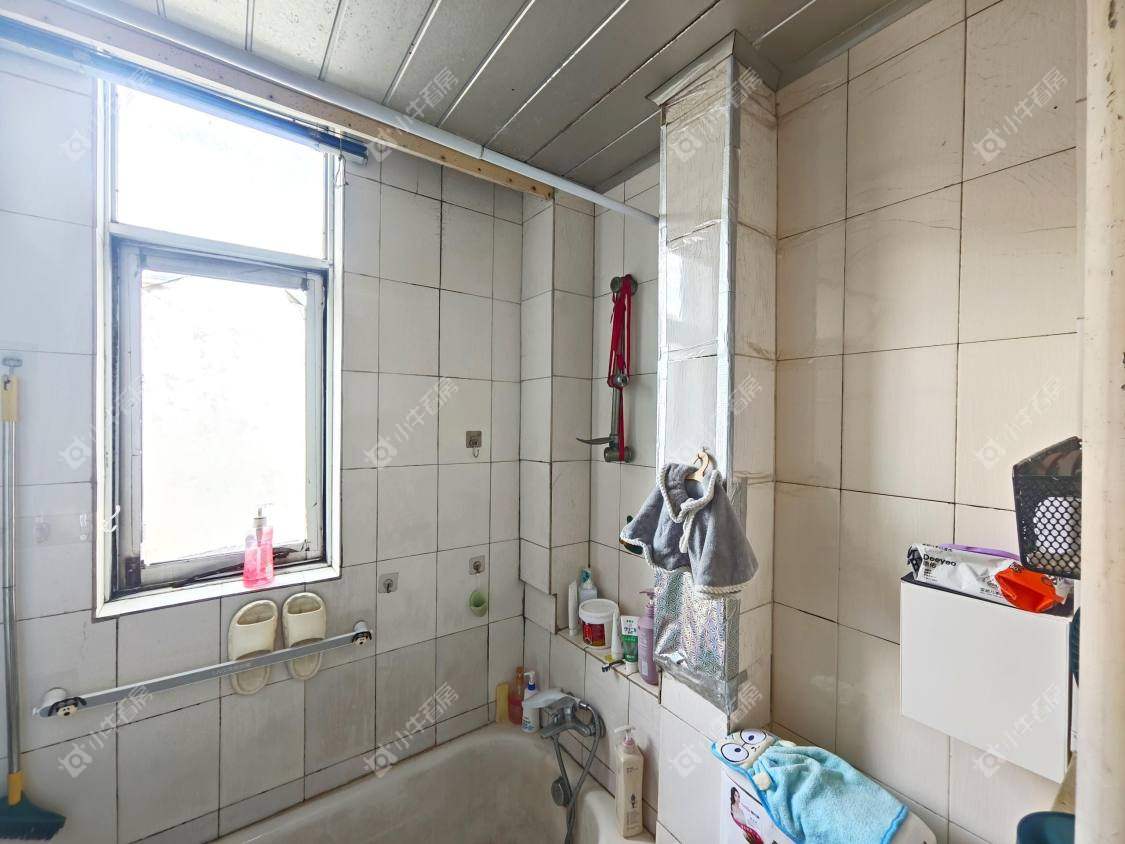 镇江万善园一村在售二手房源室内图_小牛看房