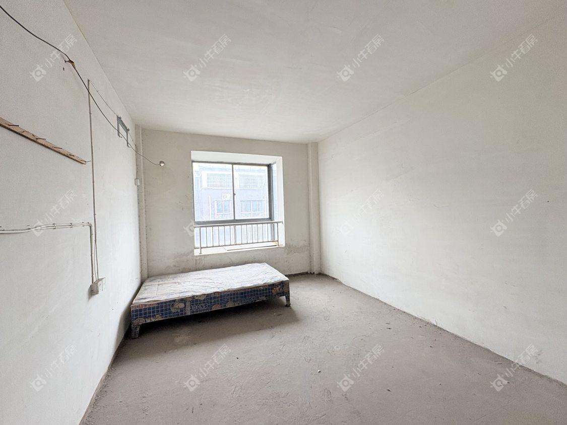 镇江开泰苑在售二手房源室内图_小牛看房