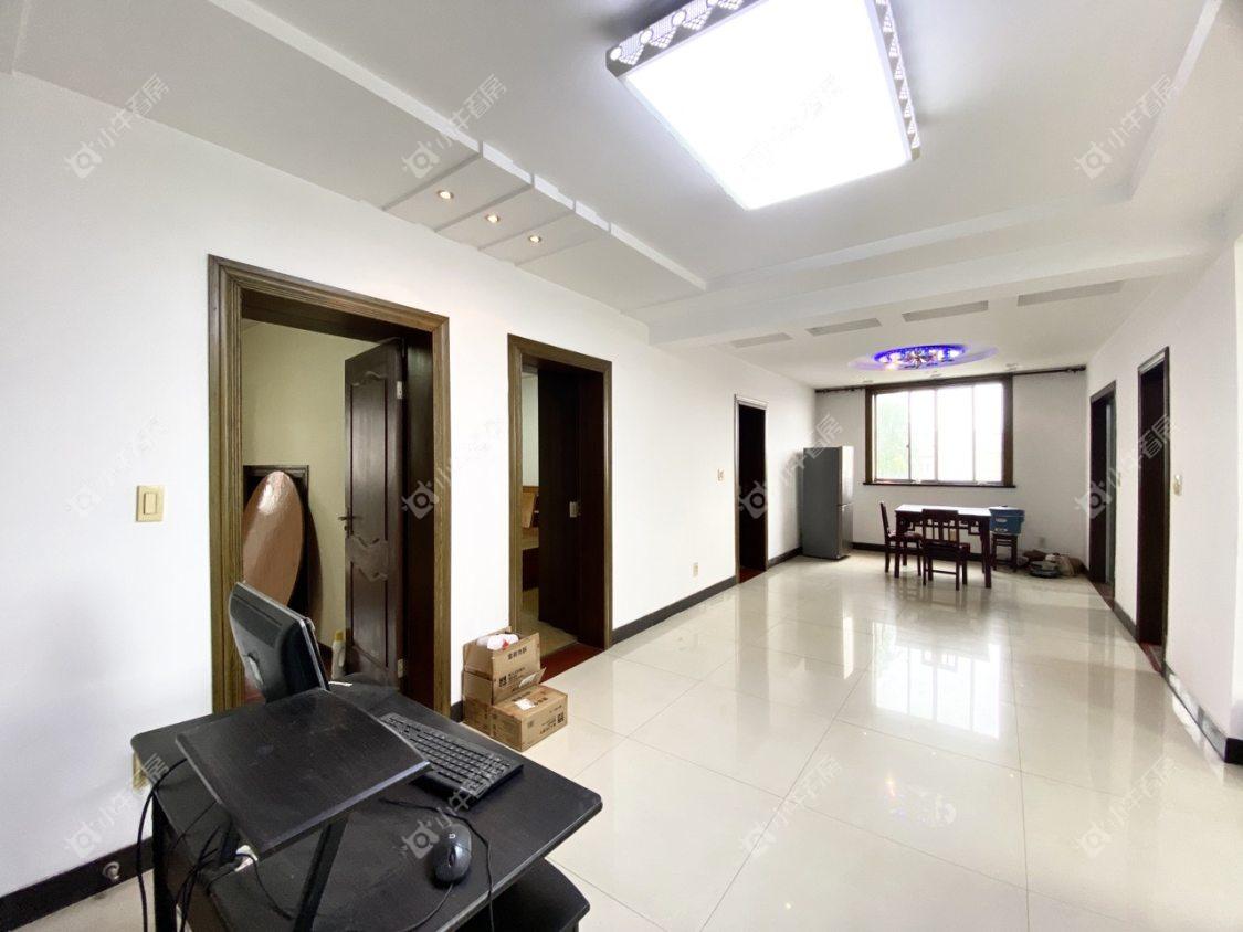 镇江玉乳泉小区在售二手房源室内图_小牛看房