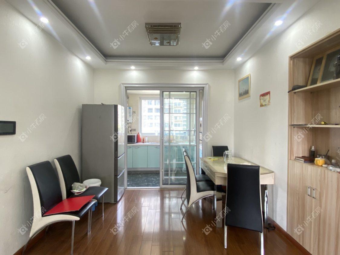 镇江碧桂园在售二手房源室内图_小牛看房