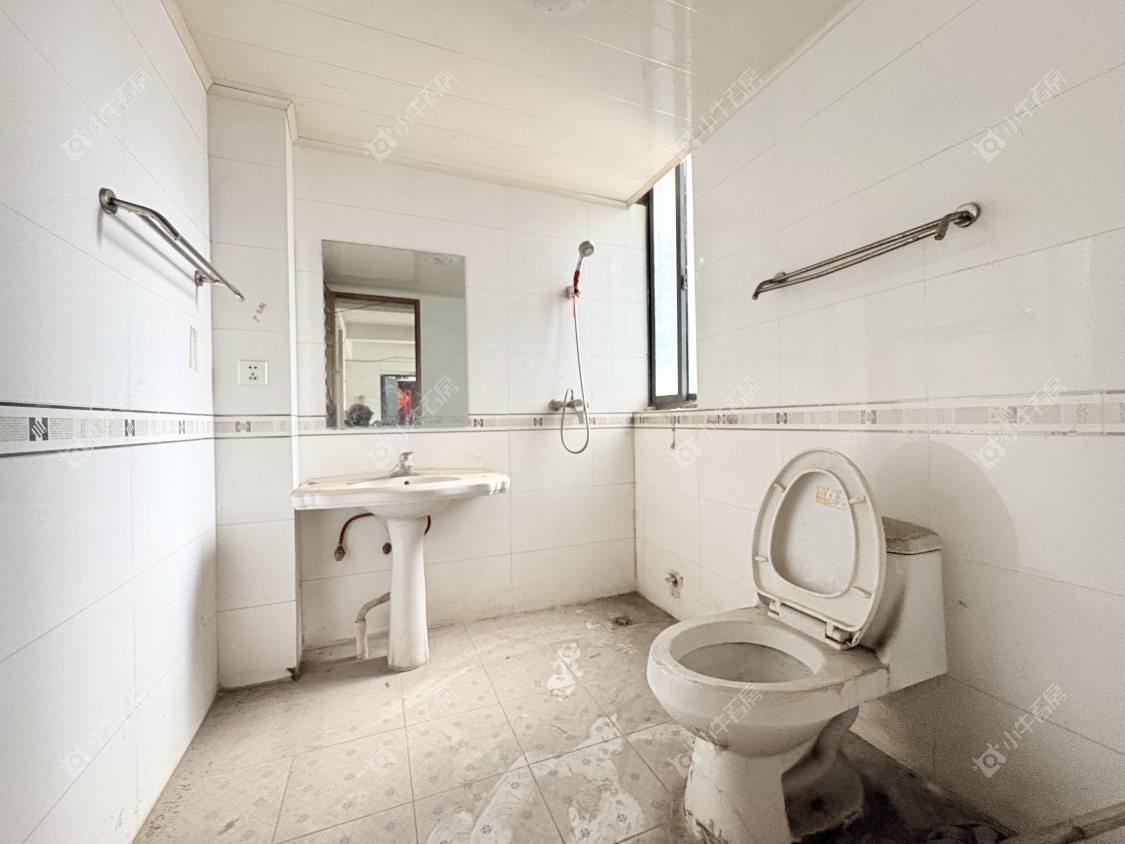 镇江开泰苑在售二手房源室内图_小牛看房