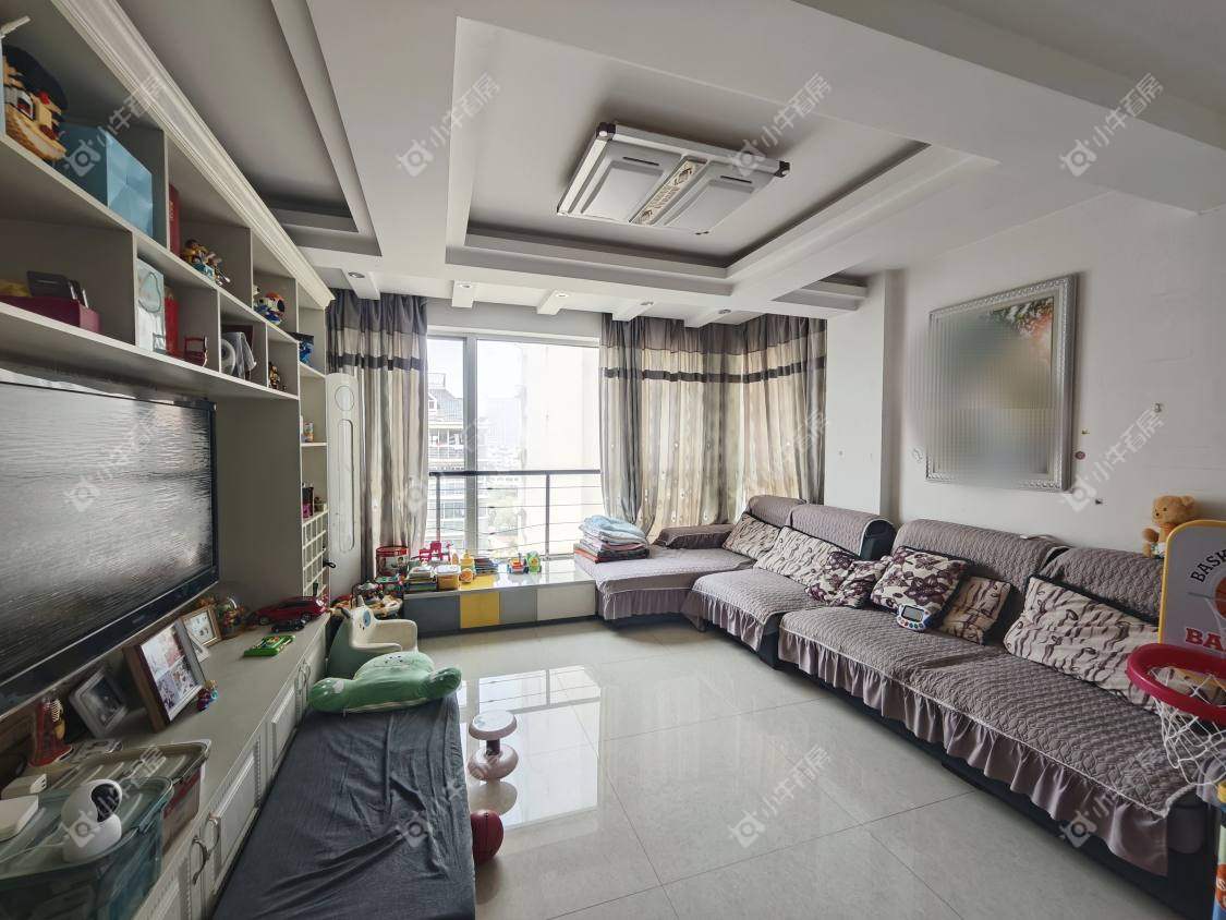 镇江凤翔花园在售二手房源室内图_小牛看房