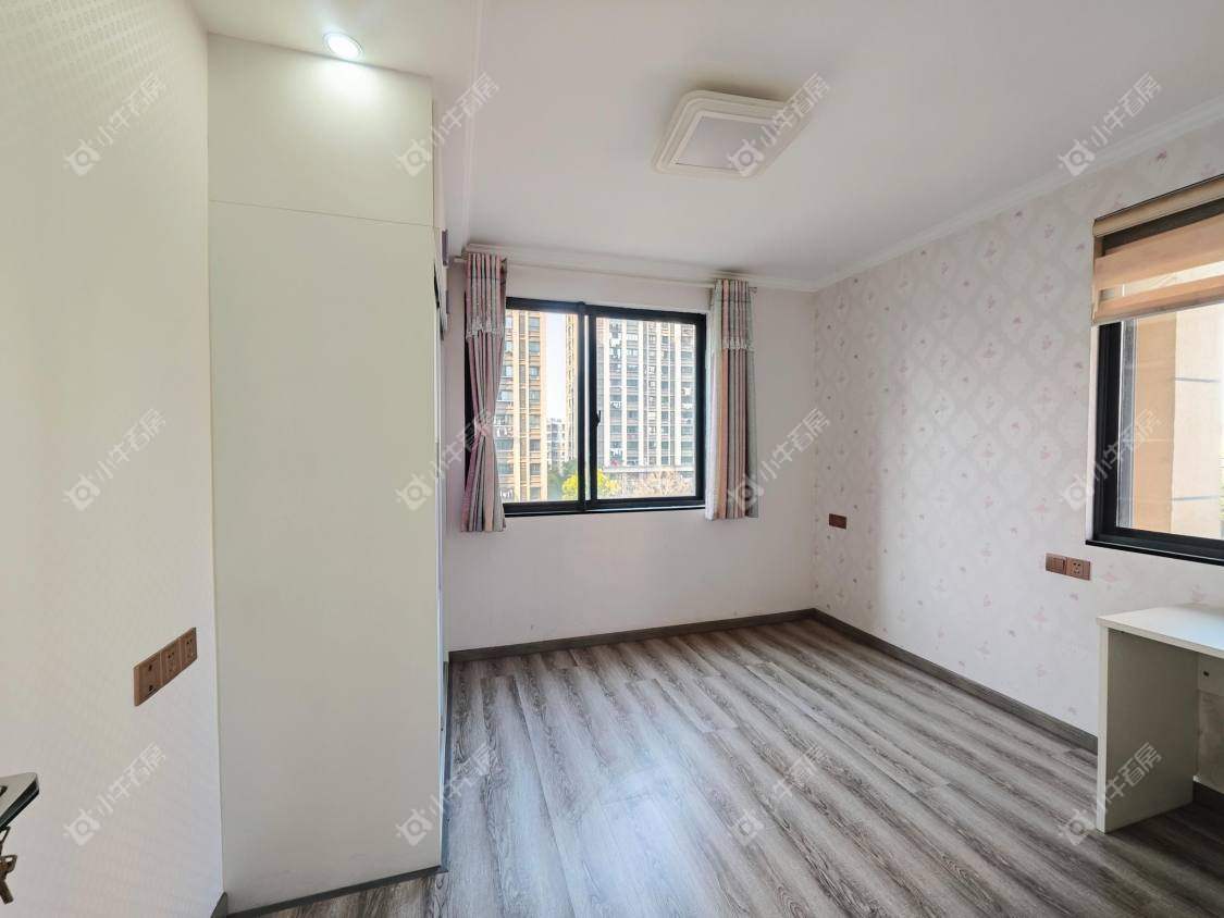 镇江紫竹园在售二手房源室内图_小牛看房