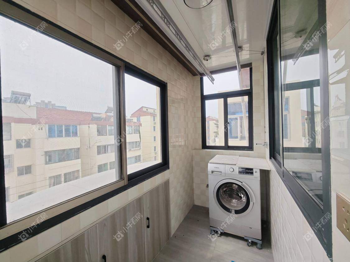 镇江凤美新村在售二手房源室内图_小牛看房