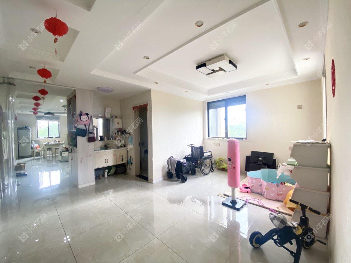 镇江丹凤国际在售二手房源室内图_小牛看房