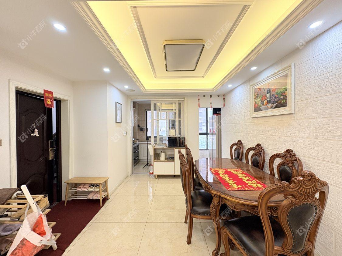 镇江华都锦城在售二手房源室内图_小牛看房