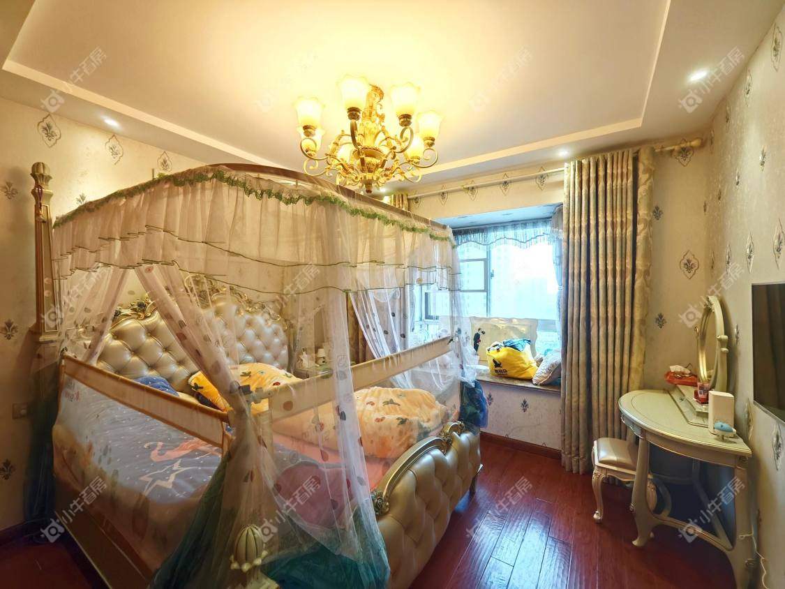 镇江名都新贵在售二手房源室内图_小牛看房