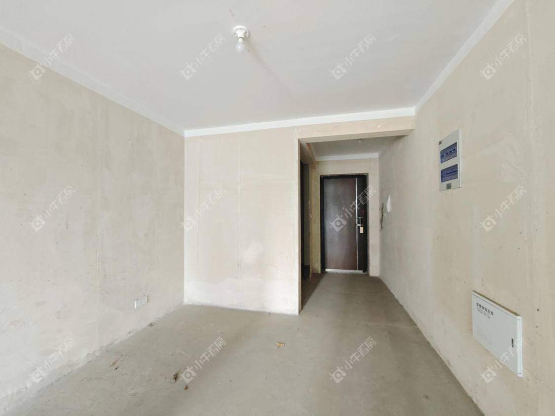 镇江融创华南映在售二手房源室内图_小牛看房