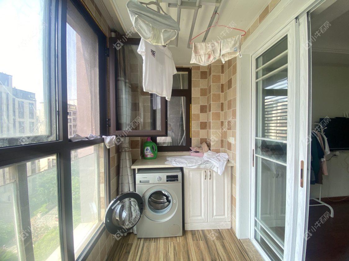 镇江滨河凤凰城在售二手房源室内图_小牛看房