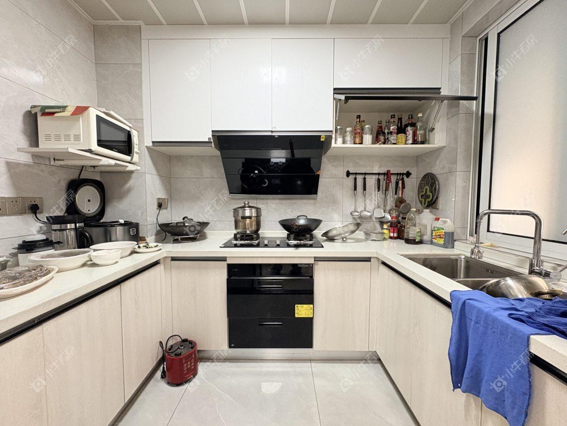 镇江中南君悦府中南一期在售二手房源室内图_小牛看房