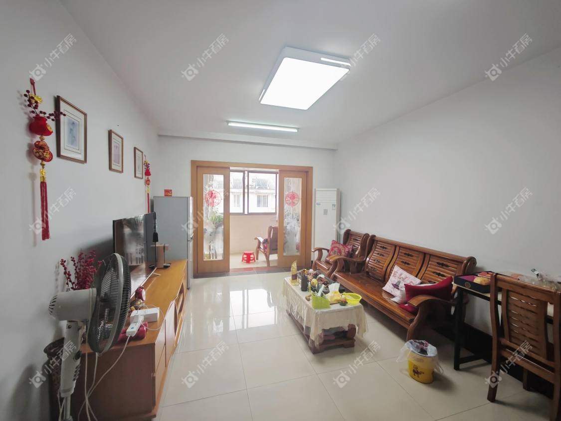 镇江华南园中园在售二手房源室内图_小牛看房