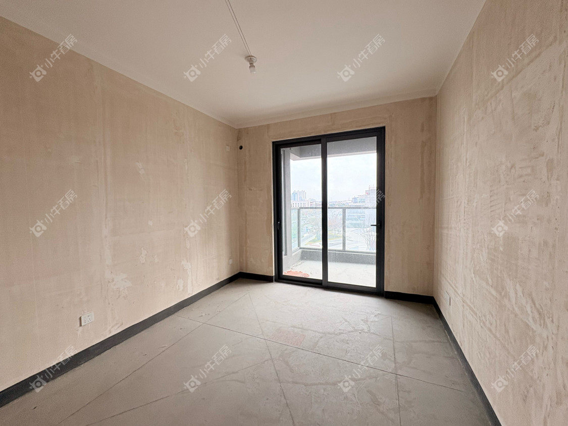 镇江金茂国际社区在售二手房源室内图_小牛看房