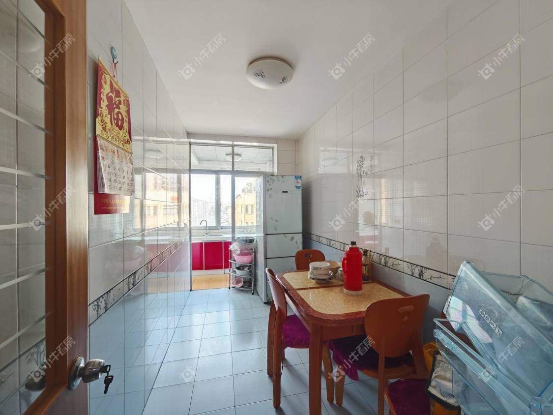 镇江平楼下在售二手房源室内图_小牛看房