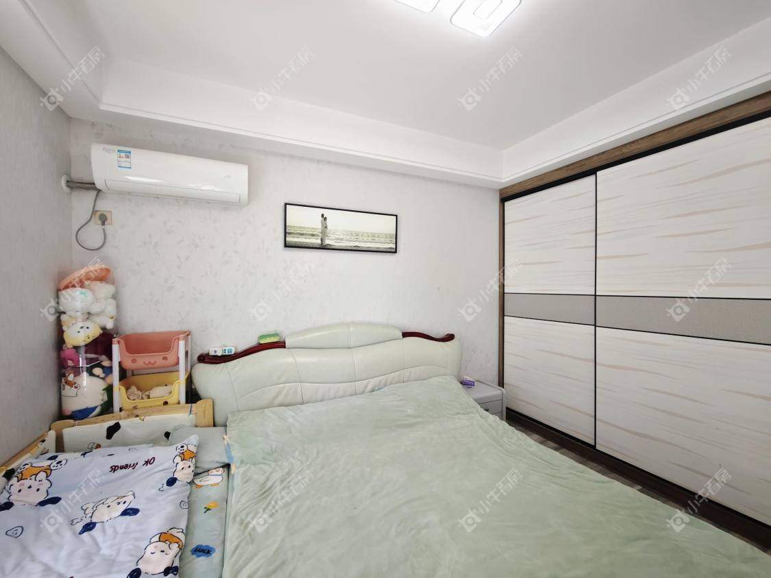 镇江滨河凤凰城在售二手房源室内图_小牛看房