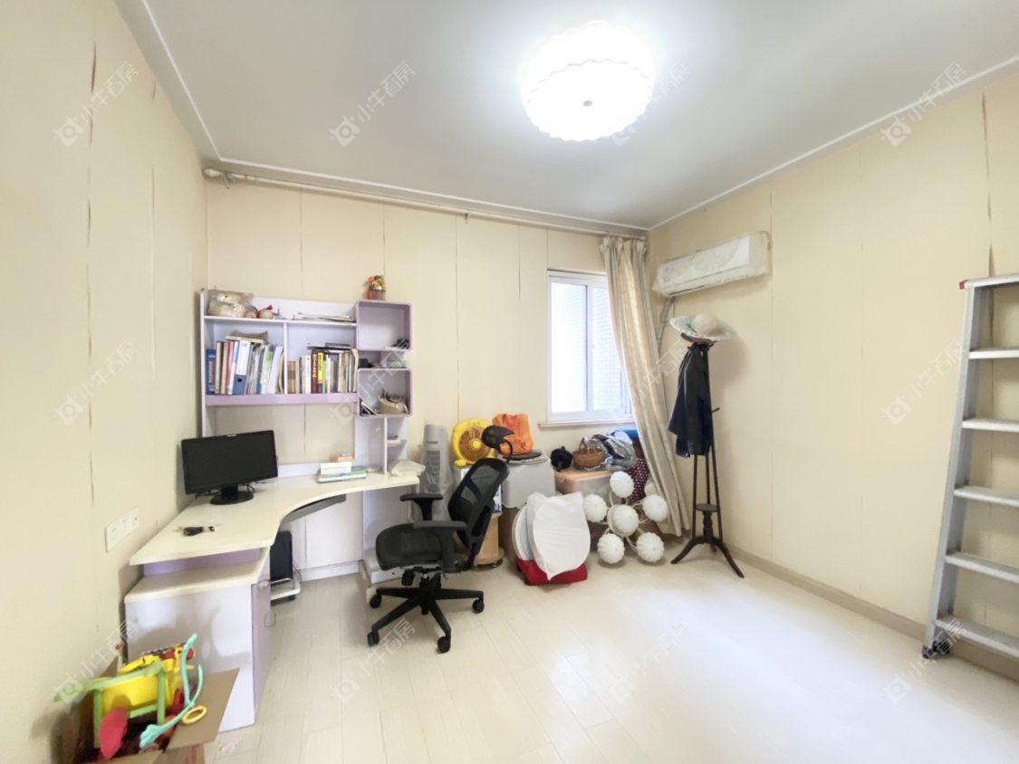 镇江泰豪公寓在售二手房源室内图_小牛看房