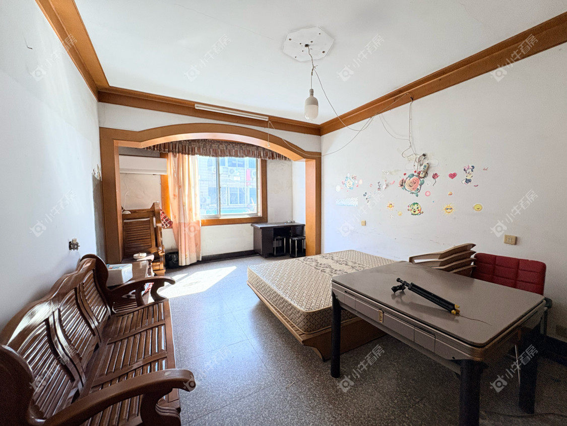 镇江新欣市场在售二手房源室内图_小牛看房