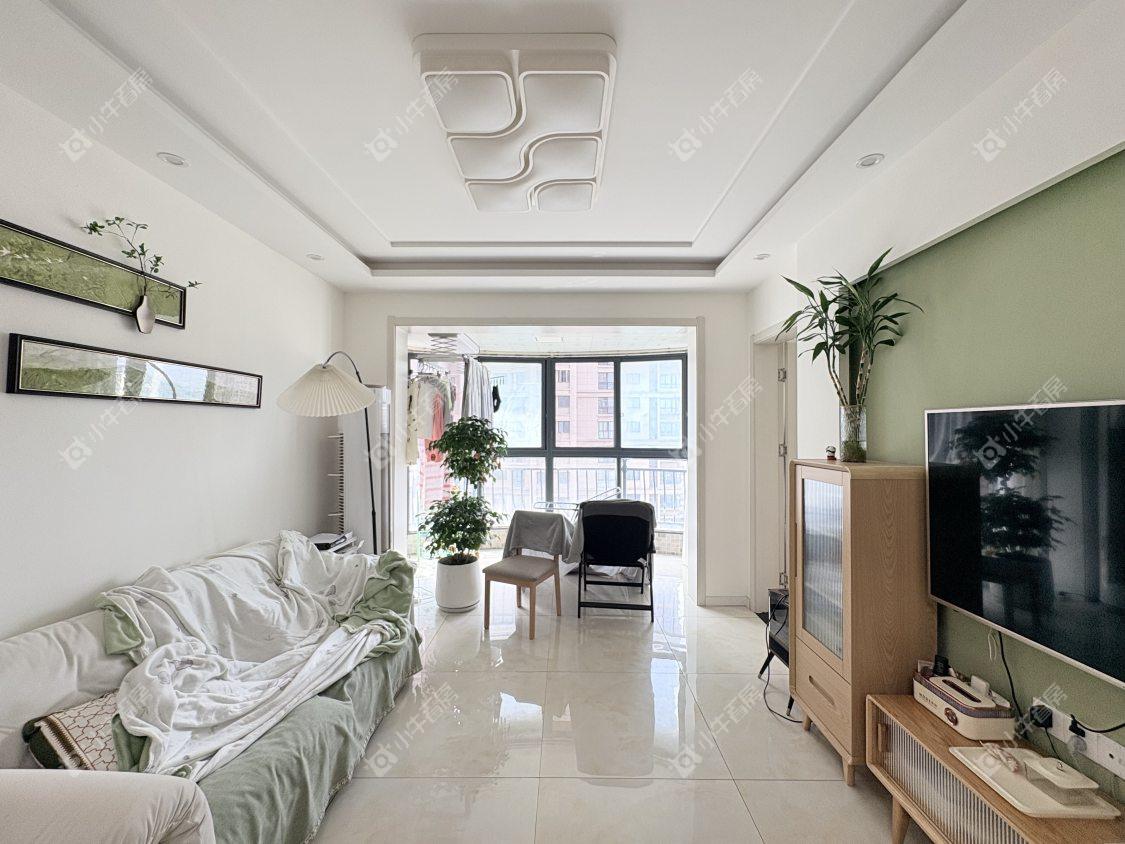 镇江碧桂园在售二手房源室内图_小牛看房