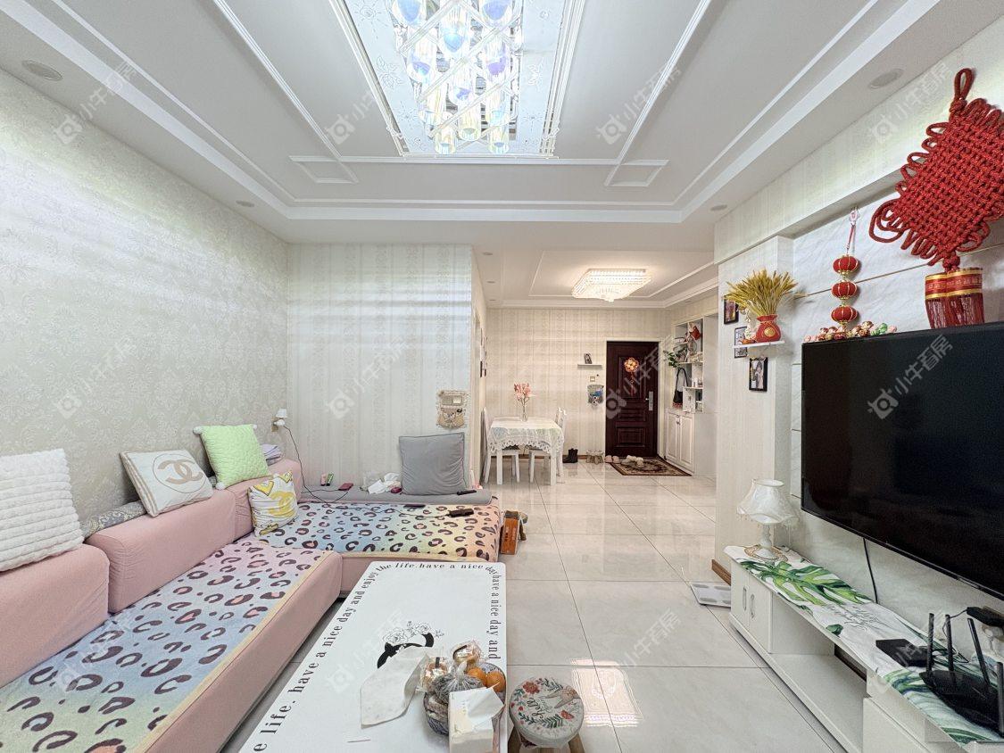 镇江金桥世纪城在售二手房源室内图_小牛看房