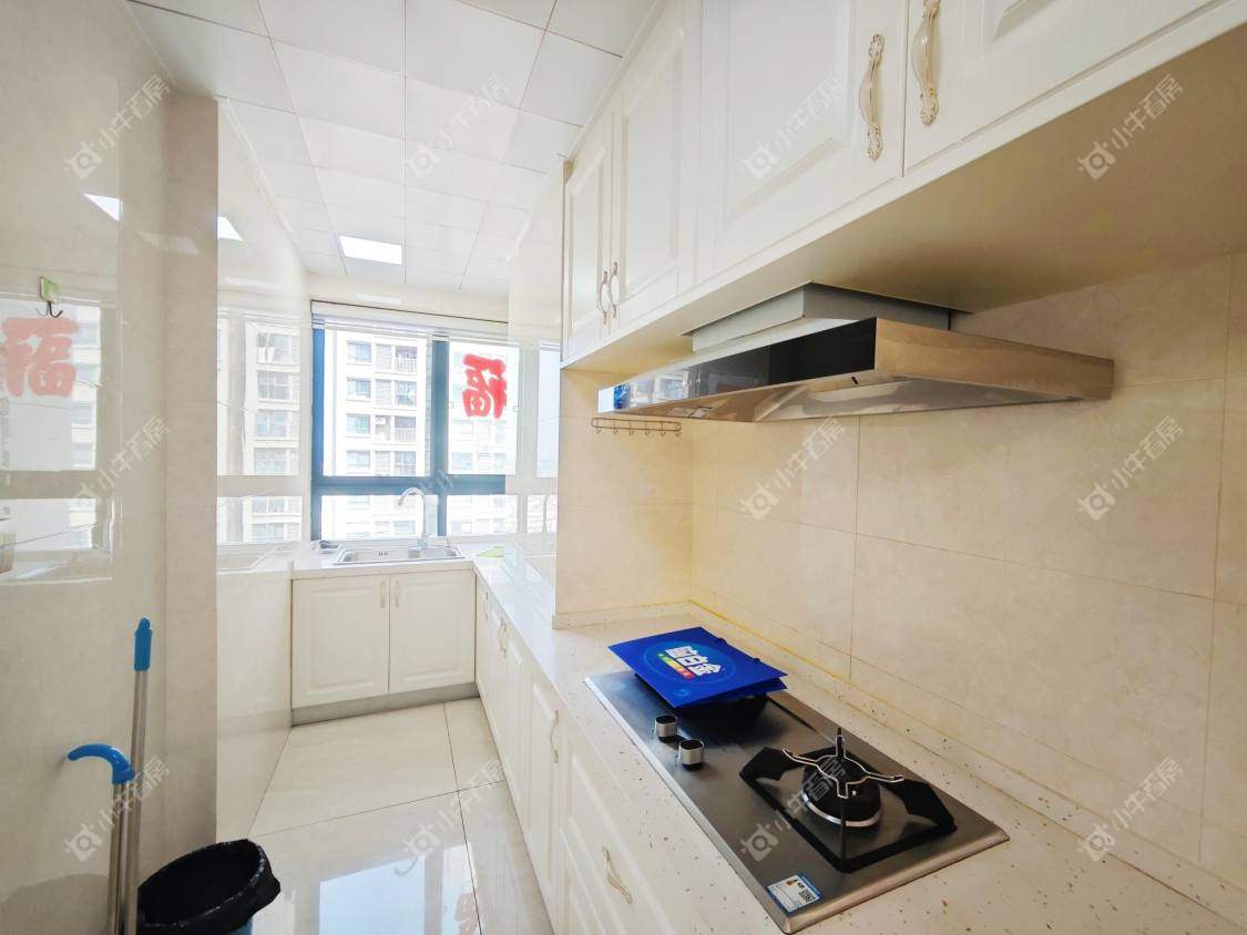 镇江荣城国际一期在售二手房源室内图_小牛看房