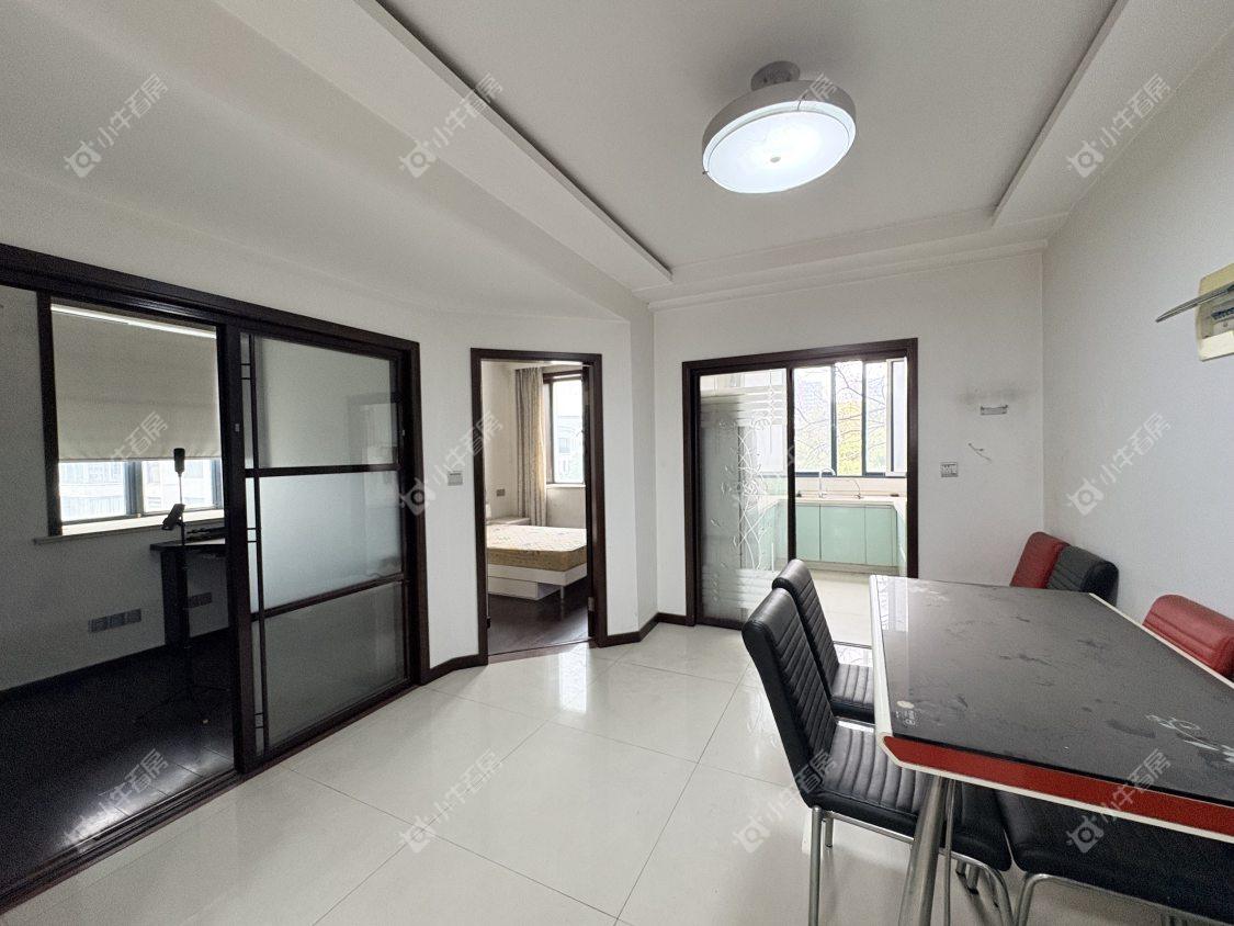 镇江天波城在售二手房源室内图_小牛看房