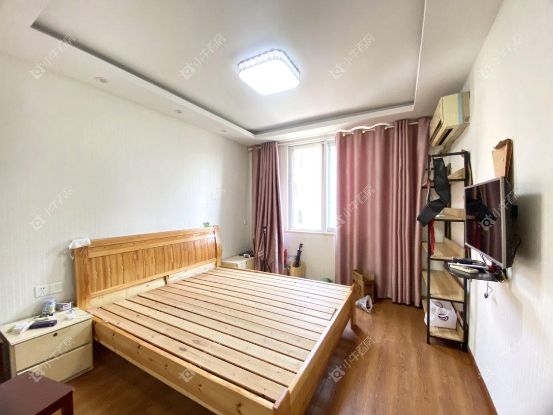 镇江万善园一村在售二手房源室内图_小牛看房