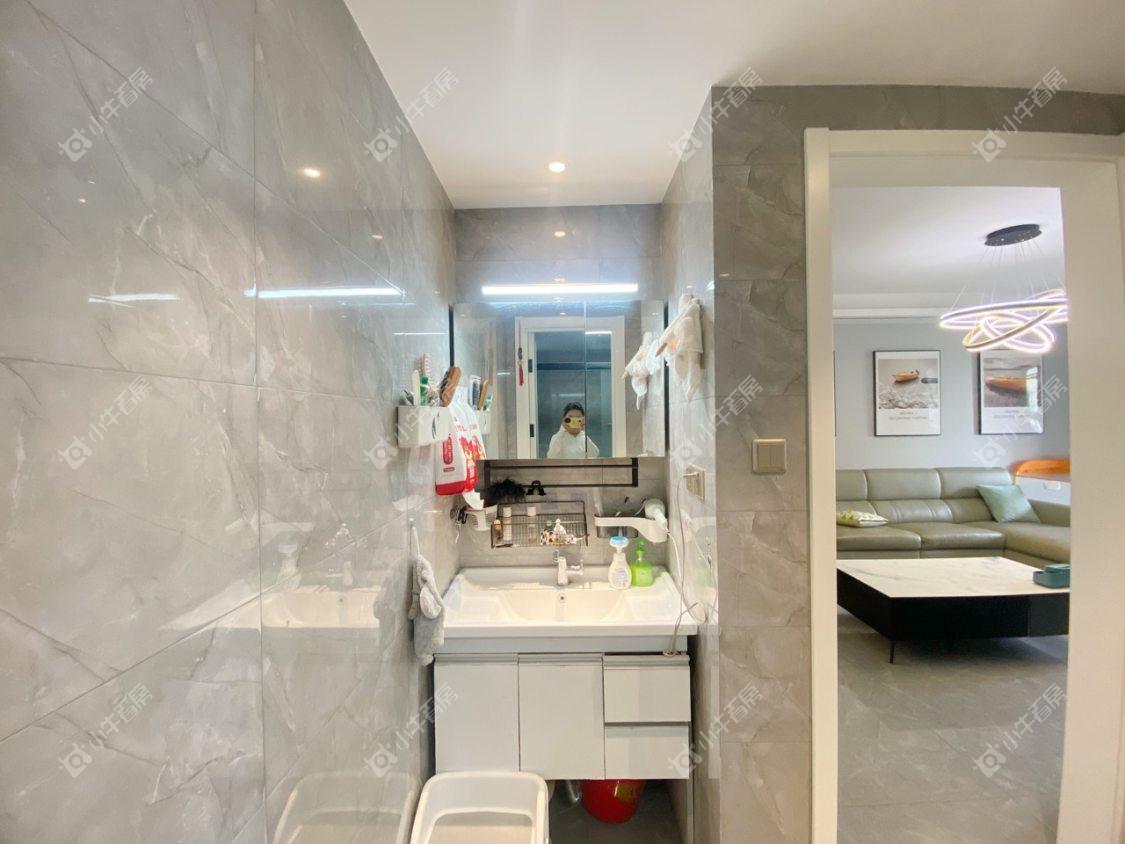 镇江华都幸福里在售二手房源室内图_小牛看房