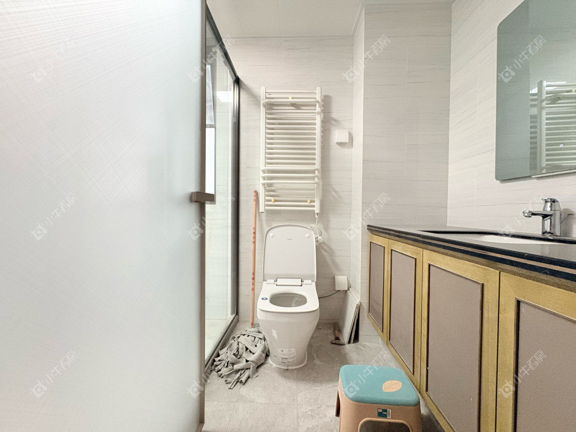 镇江红星天铂在售二手房源室内图_小牛看房