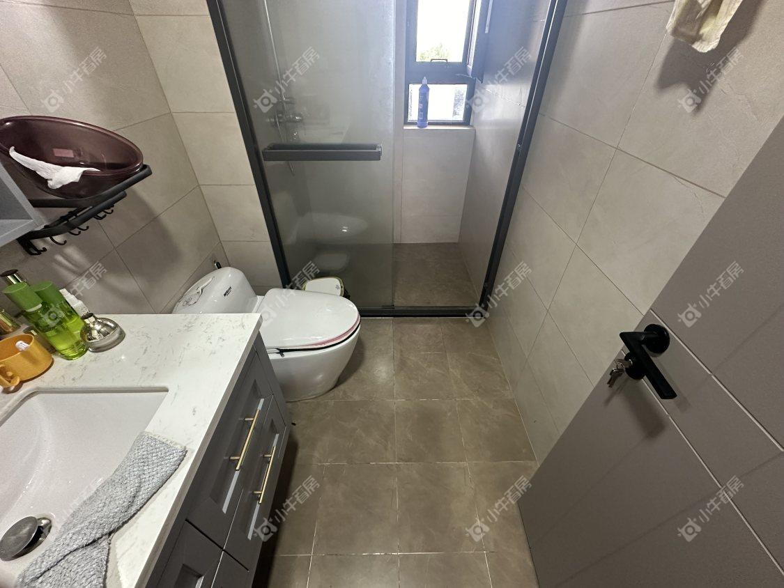 镇江凤熹台在售二手房源室内图_小牛看房