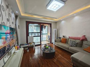 镇江东方盛世3室2厅2卫在售二手房房源图片